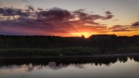 Вновь закат разметался пожаром
