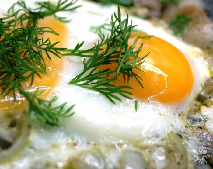 яйичнеца)))))))