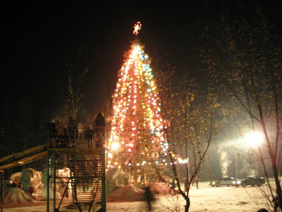 Новогодняя елка - Квартал