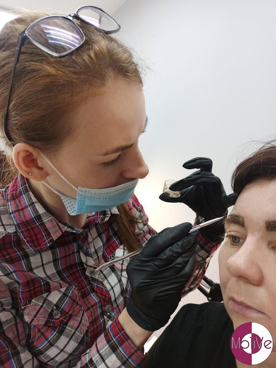 Обучение бровистов