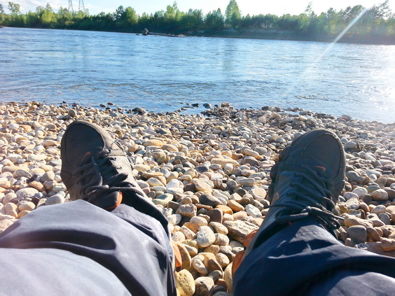 Сирёгины висёлые ноги на отдыхе))))))