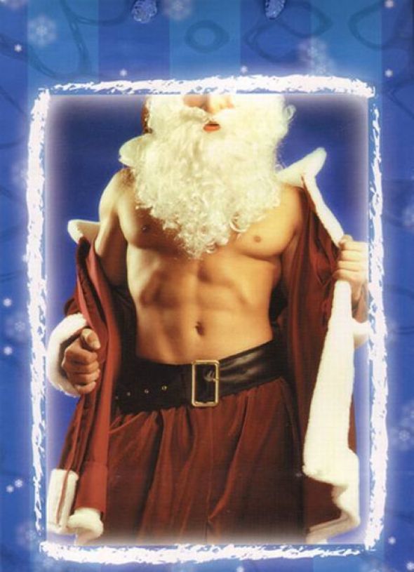 Узнав мои сокровенные желания,Дед Мороз решил зайти ко мне лично))