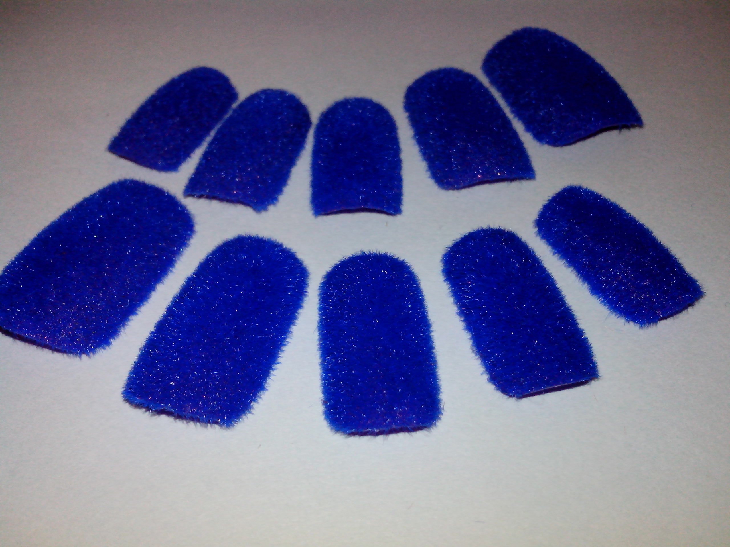 Бархатные ногти. 