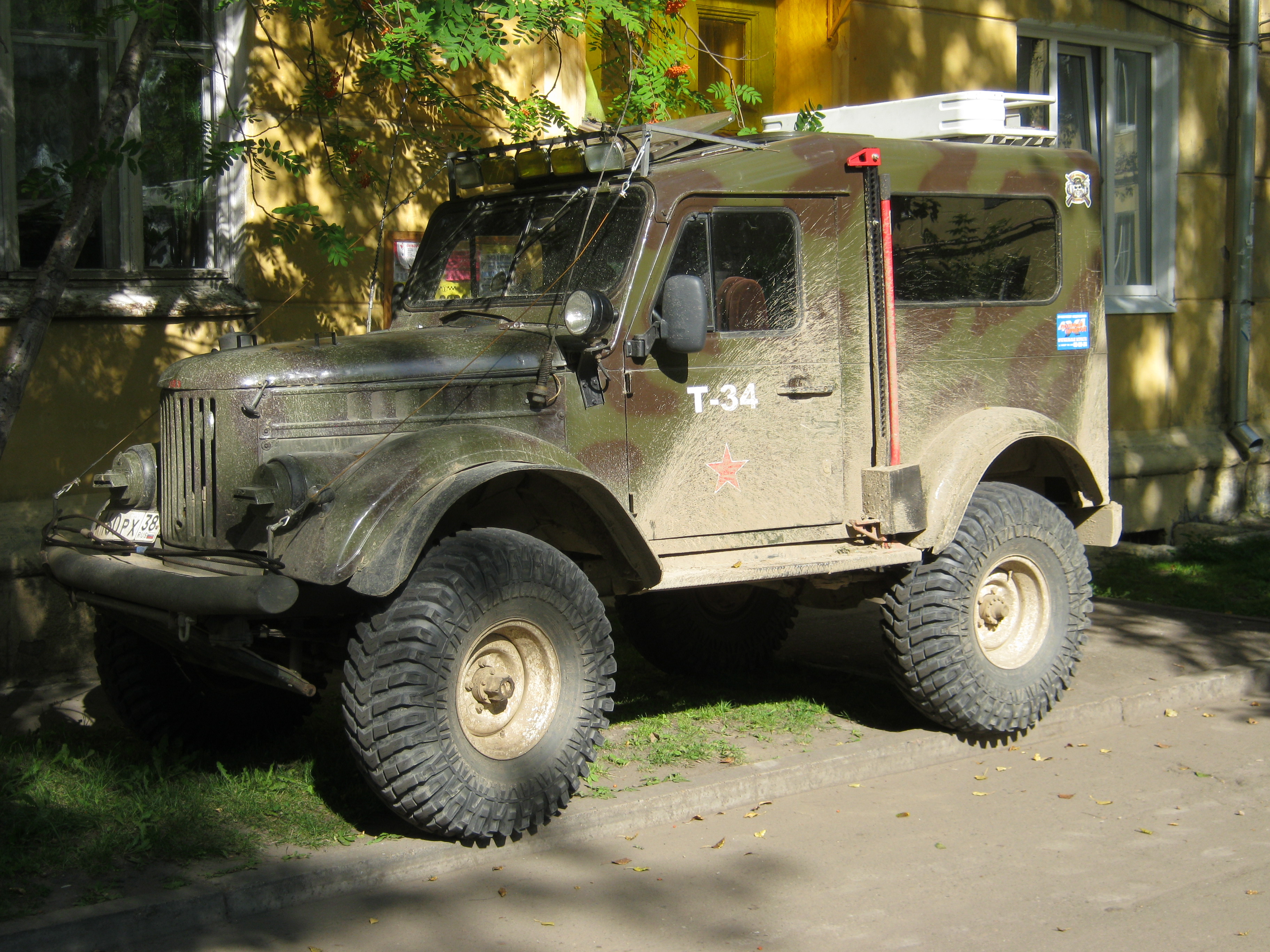 Броня крепка!