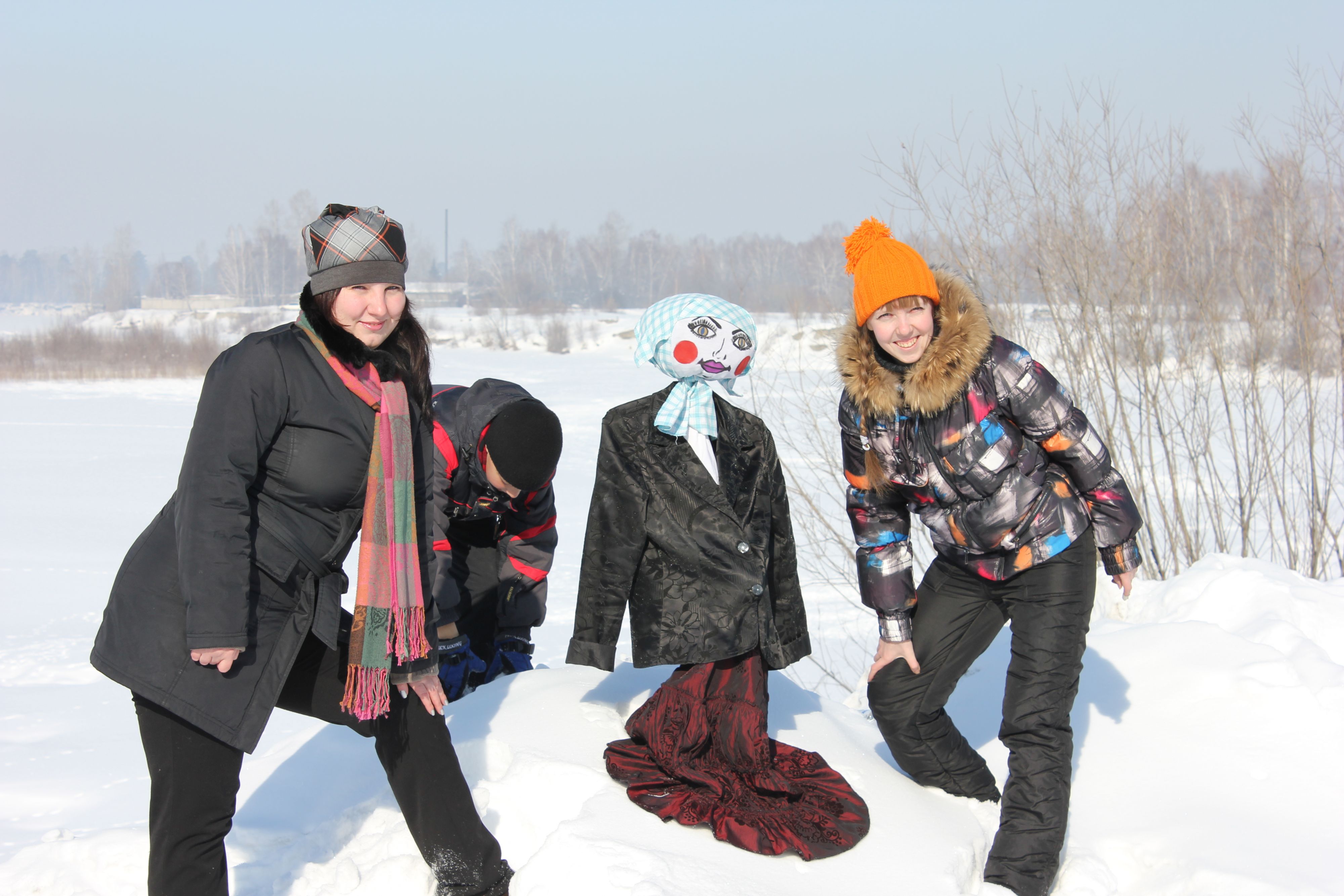 Подружки.