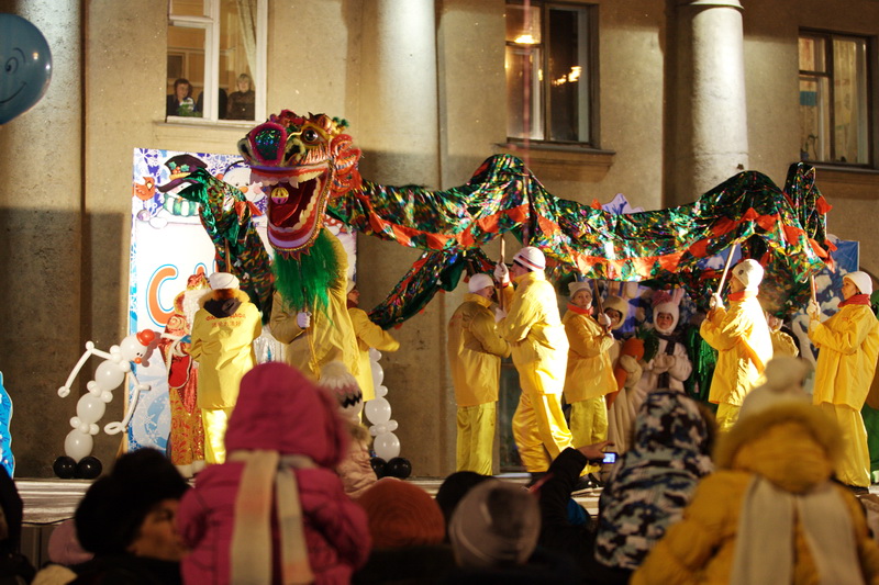 Танец дракона Танец дракона