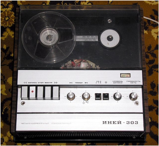 магнитофон Иней 303, 1975 г.