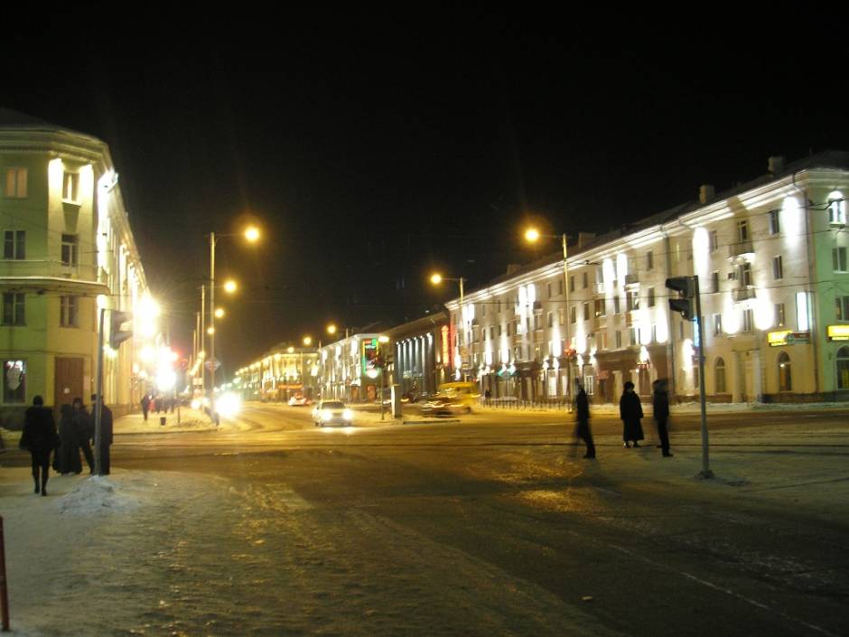 перекресток ул. Горлького и проспекта К. Маркса