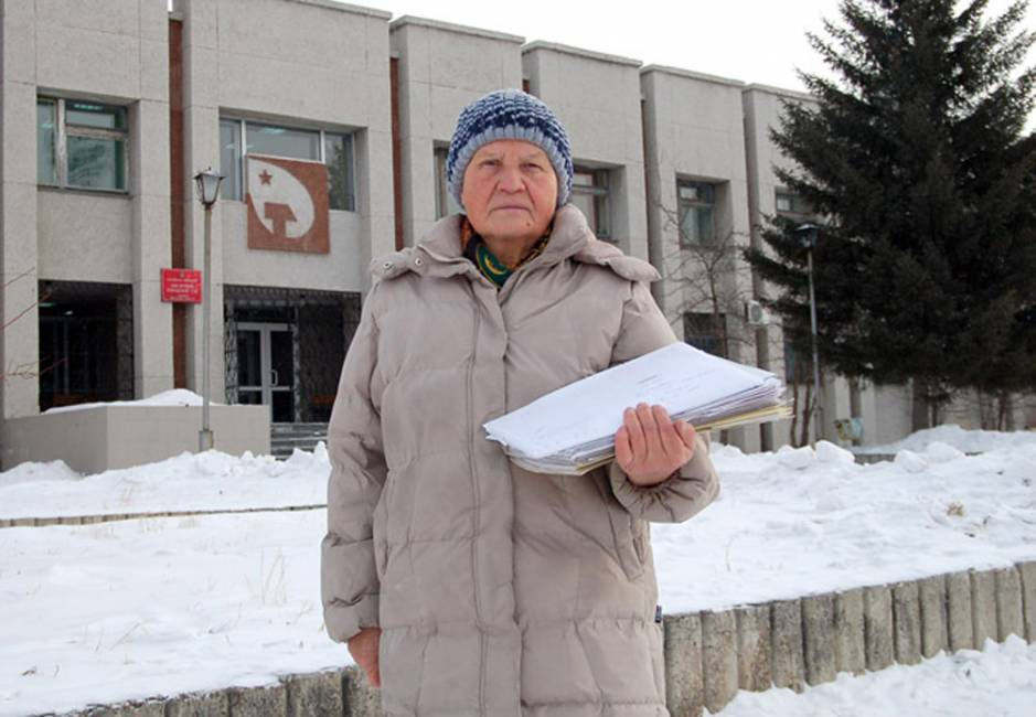 Чтобы выиграть этот суд, Екатерина КОМАРОВСКАЯ заплатила 100 рублей госпошлины и потратила 6 месяцев на 3 судебных заседания