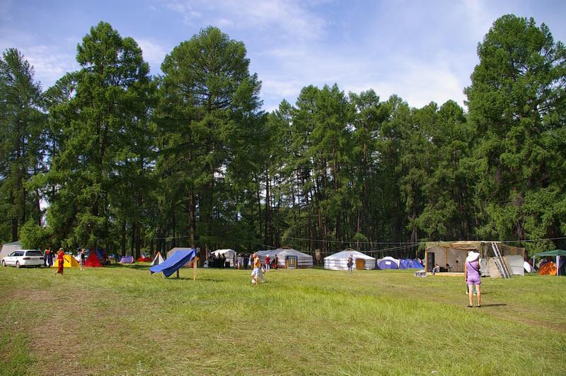 лагерная концертная поляна