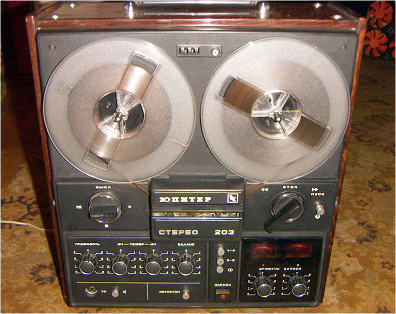 Магнитофон Юпитер 203