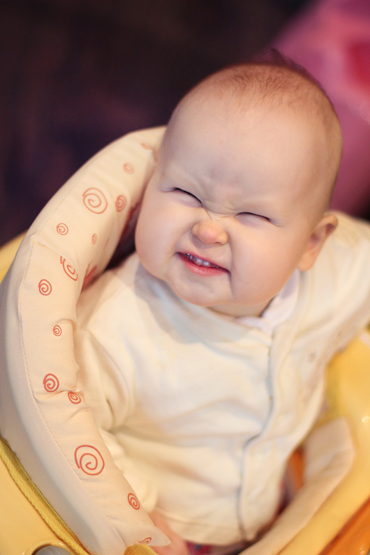 Милая улыбка)