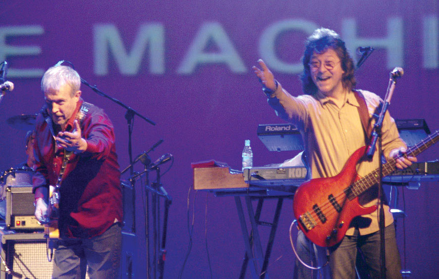 "Машина времени" зажигала в Ангарске