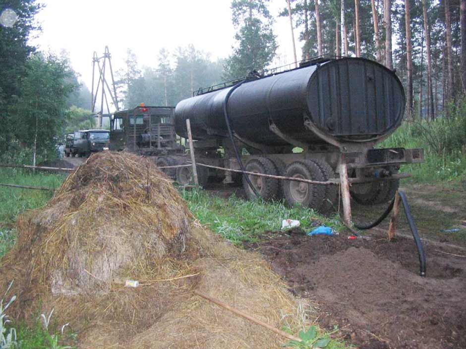 Незаконные врезки в нефтепровод тщательно маскируют