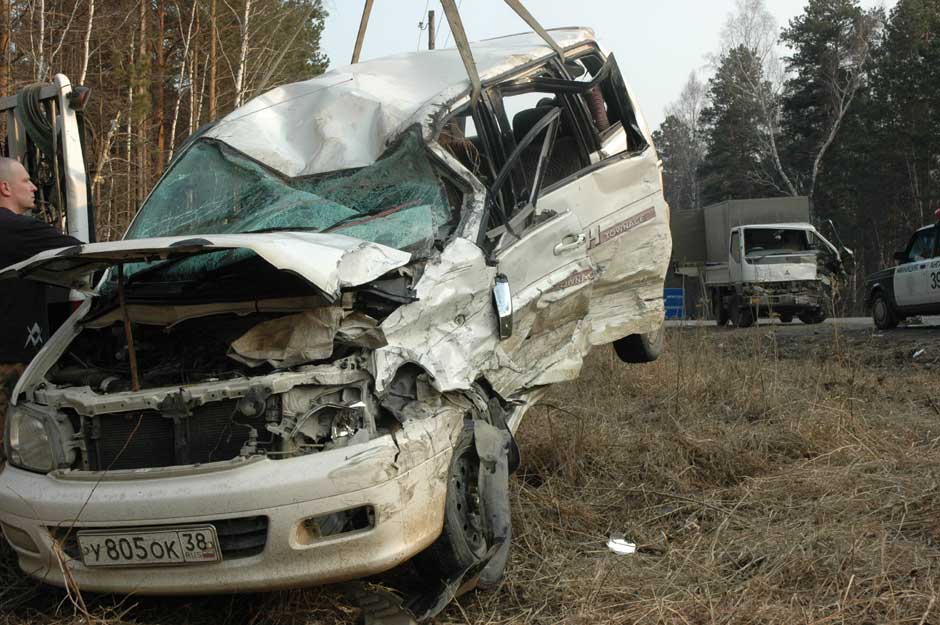 «Мицубиси» против «Тойоты»