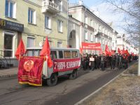 08 Колонну возглавлял УАЗик