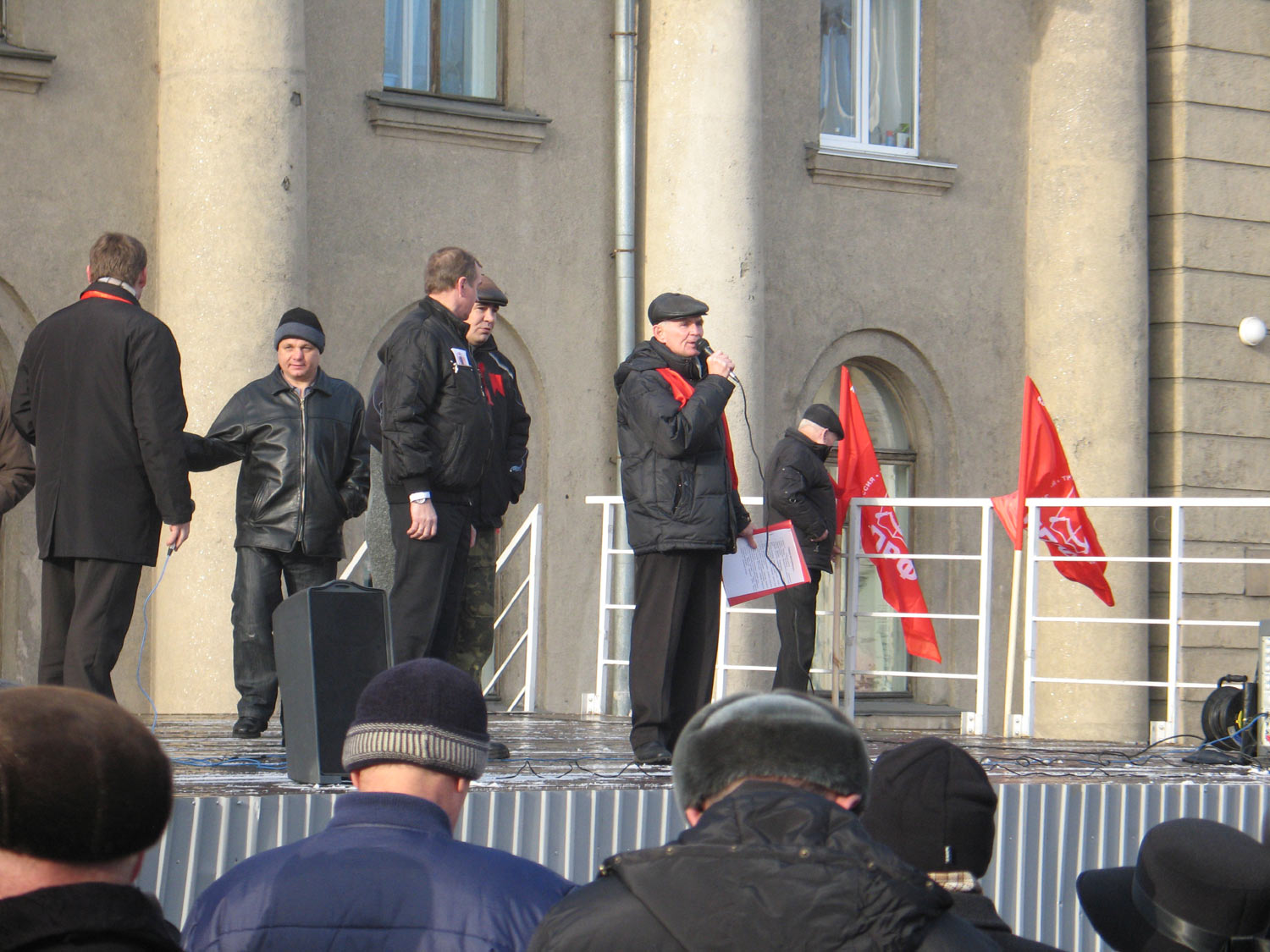 12 Сергей Бренюк открыл митинг