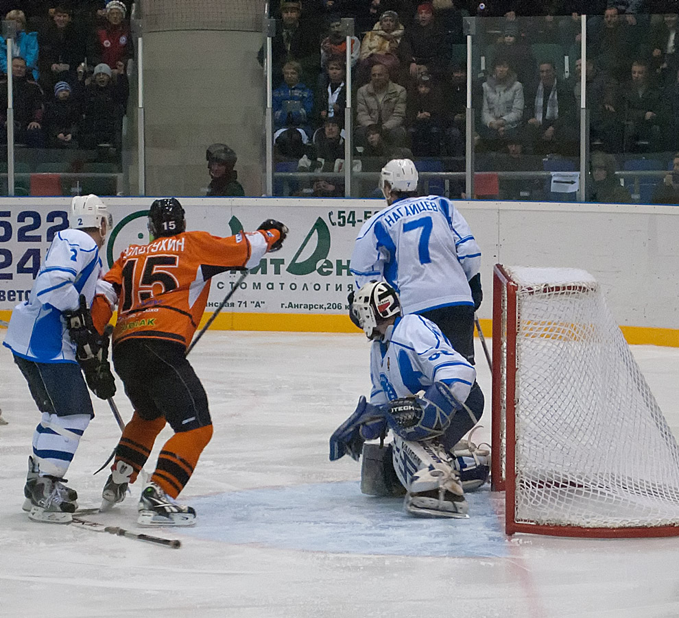 А нахрена мне клюшка!