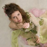 Поможем землячке победить!