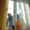 Стильные воры лезут через окна Стильные воры лезут через окна