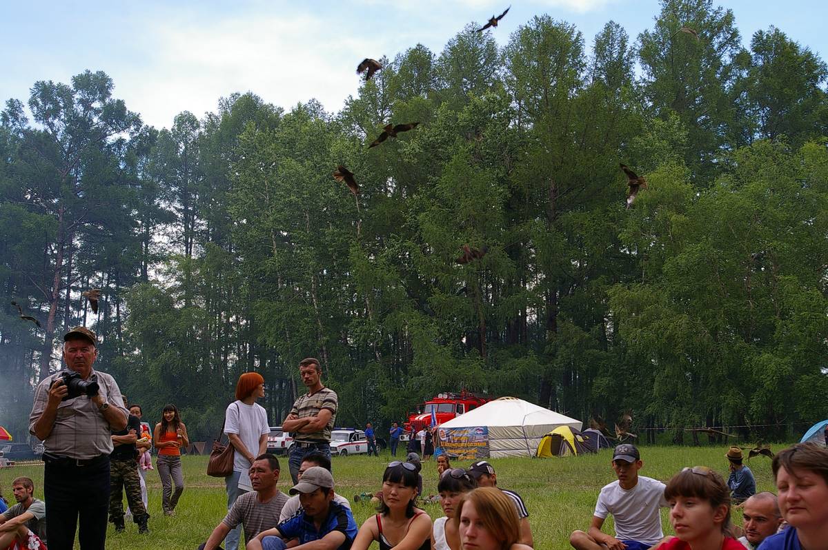 орлы над лагерем