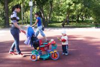 Парк ДК нефтехимиков меняет облик Парк ДК нефтехимиков меняет облик