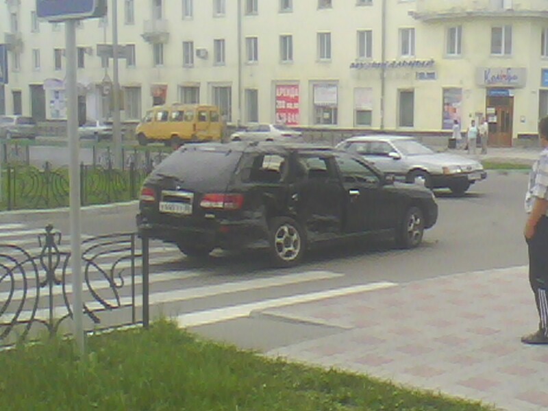 Авария возле ДНСа в 18:15 19.07.2010