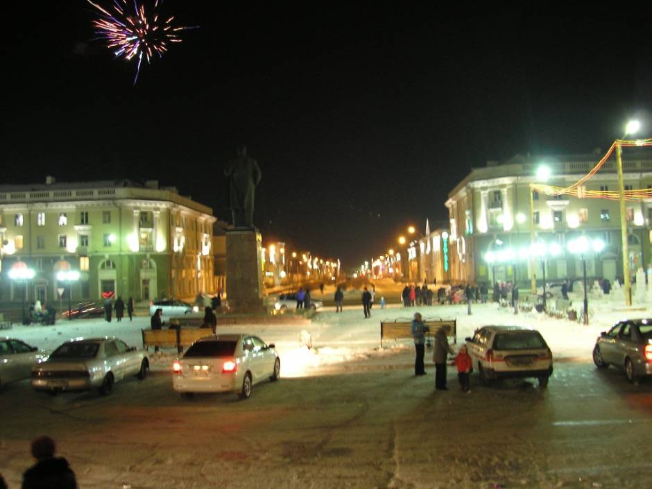 Площадь им. Ленина - 1 января