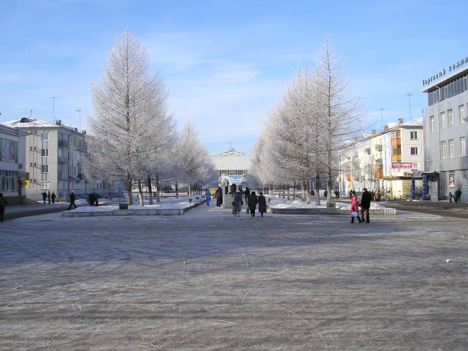 Возле бывшего кинотеатра Юность