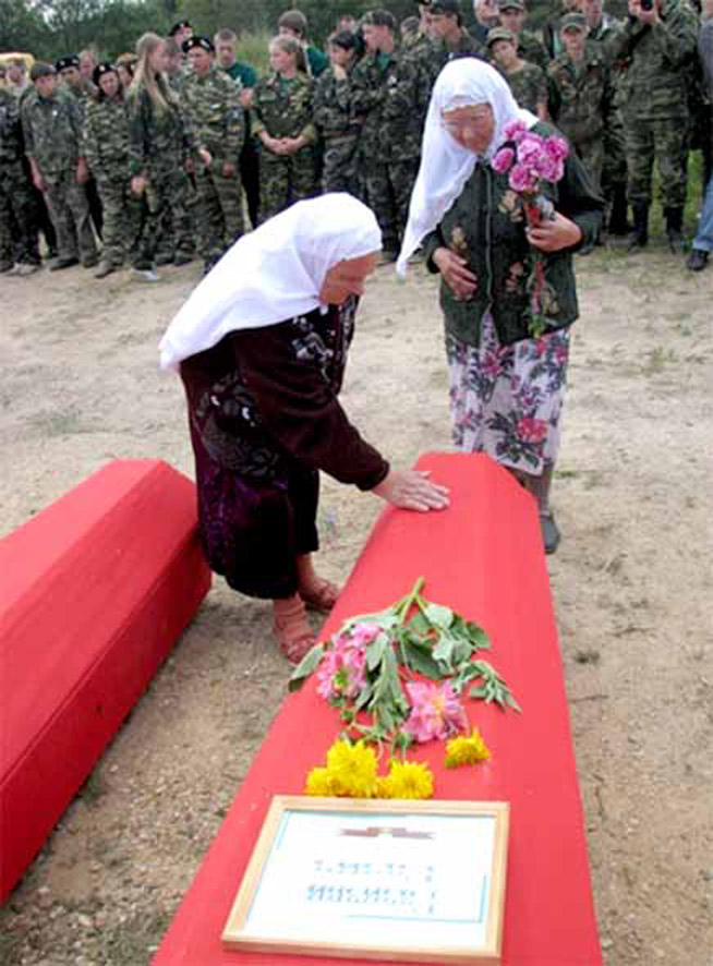 Перезахоронение усольского солдата Сергея Середкина, погибшего в ВОВ