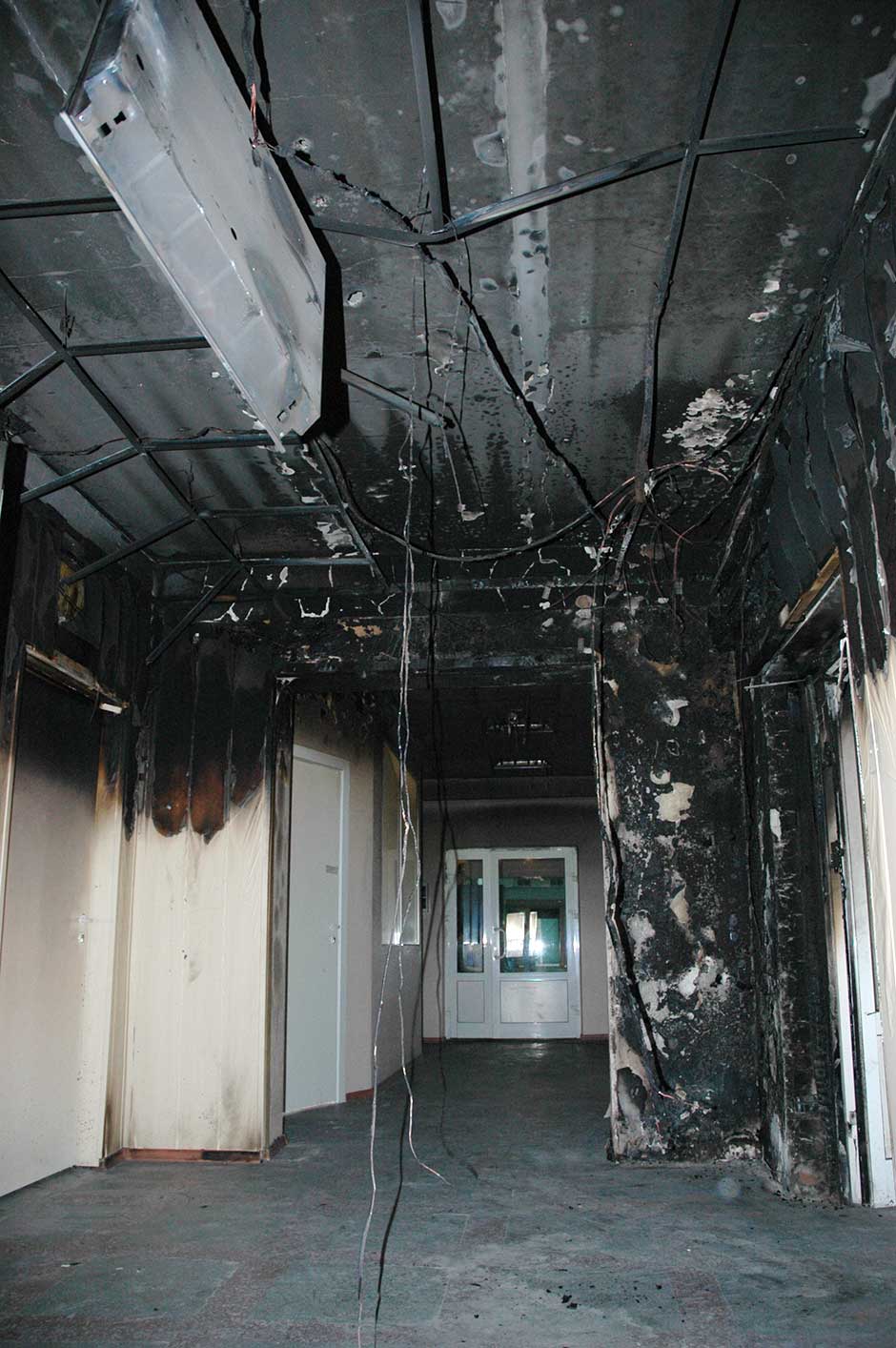 Так выглядит сейчас сгоревшее отделение гемодиализа, в котором гемодиализа так и не было