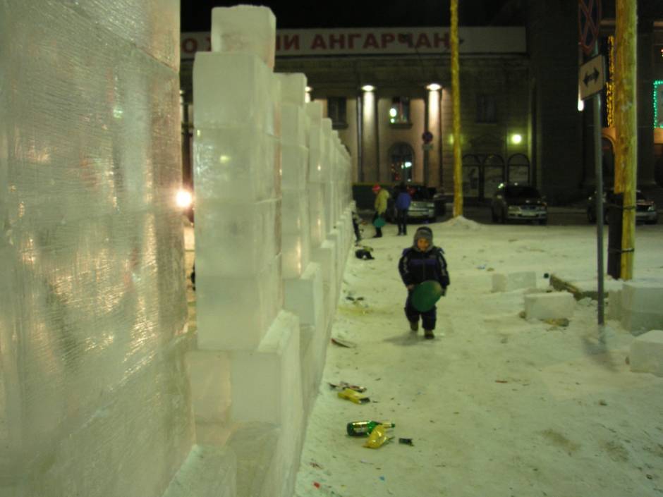 Площадь им. Ленина - ледяной городок