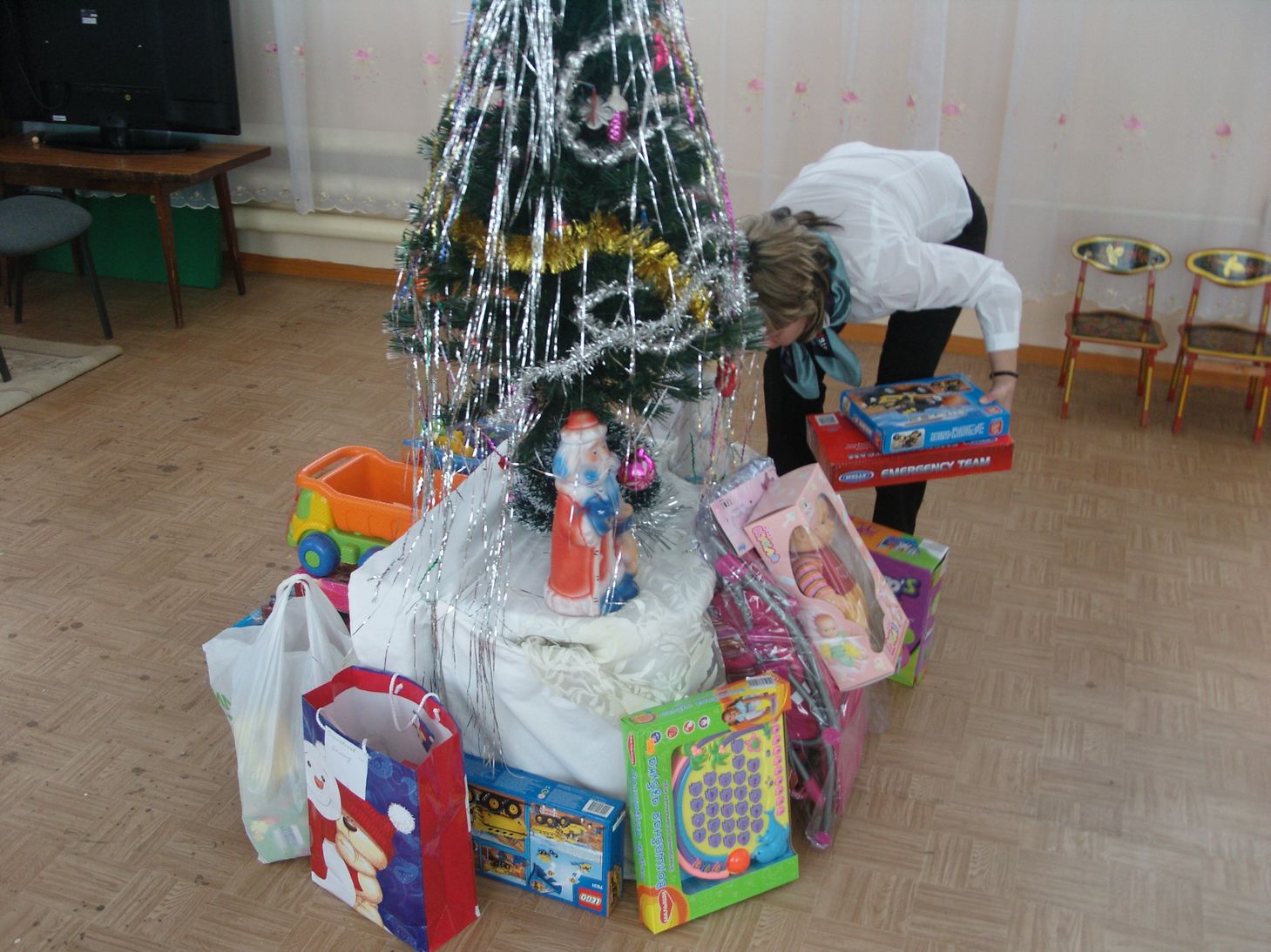 Подарки под елочкой, ч1