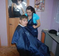 Парикмахеры бесплатно постригут детей с ограниченными возможностями и воспитанников школы-интерната №1 Парикмахеры бесплатно постригут детей с ограниченными возможностями и воспитанников школы-интерната №1