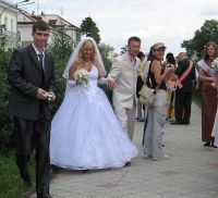 День трех восьмерок: Молодожены