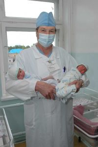 Близнецы для каждого доктора – двойная ответственность. А для мамы – двойная радость!