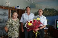 Михаила Вотякова поздравил заместитель главы города Ангарска Юрий Дудаков