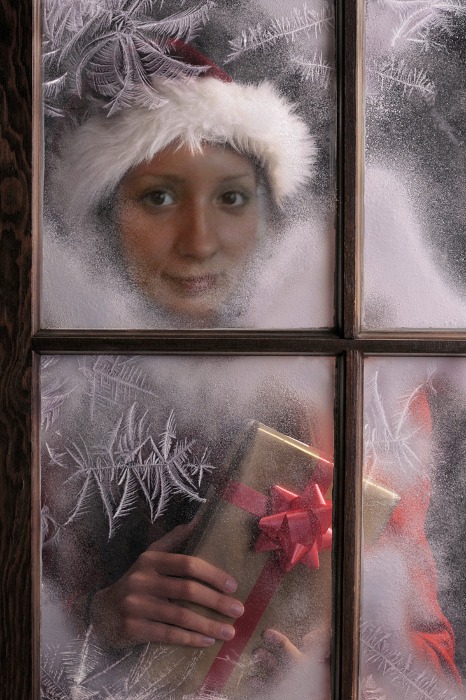 Наталия Хлябина поздравляет всех с наступающим